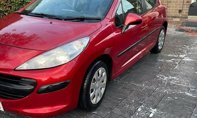 Peugeot 207...