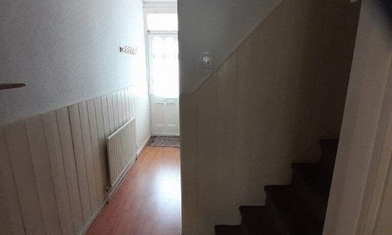 4 Room House To Let ...
