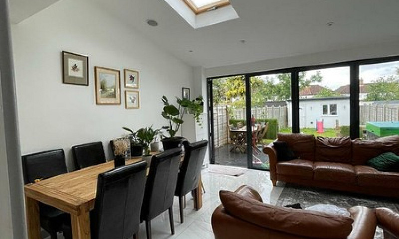 Lovely Single Room T...