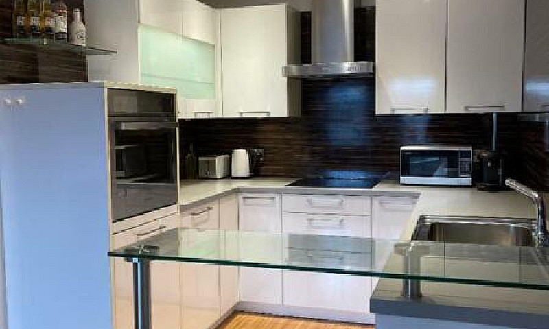 1 Bedroom Flat In St...