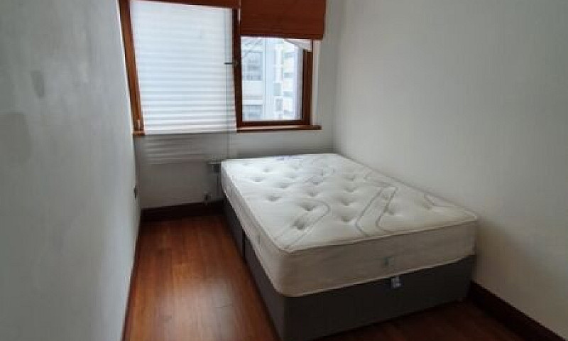 1 Bedroom Flat In Ce...