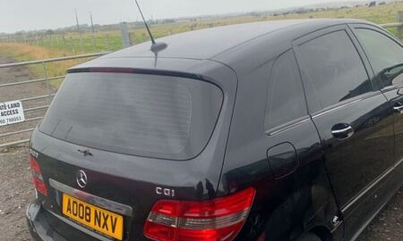 Mercedes-Benz B Clas...