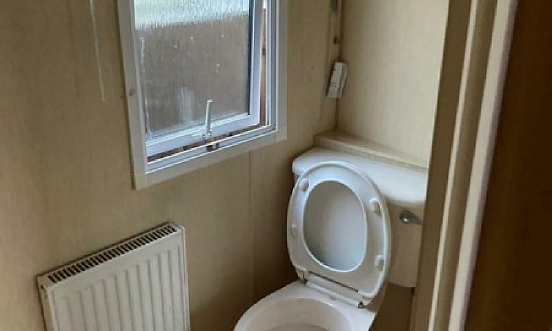 2 Bedroom Static Car...
