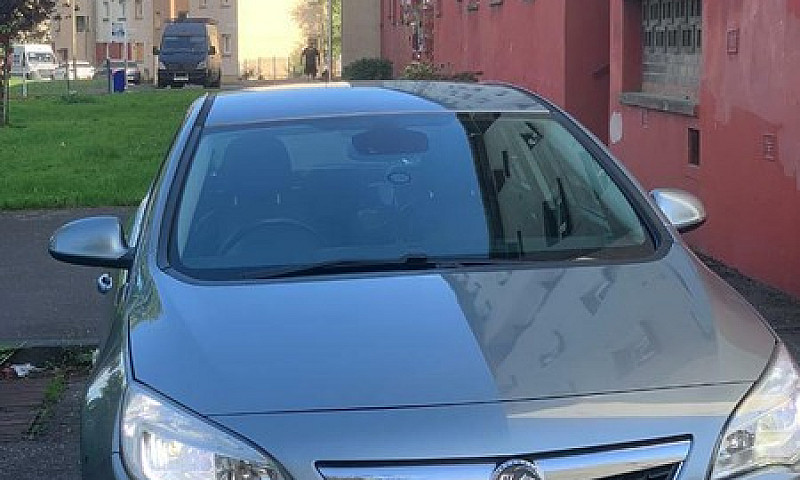 Vauxhall Astra Elite...