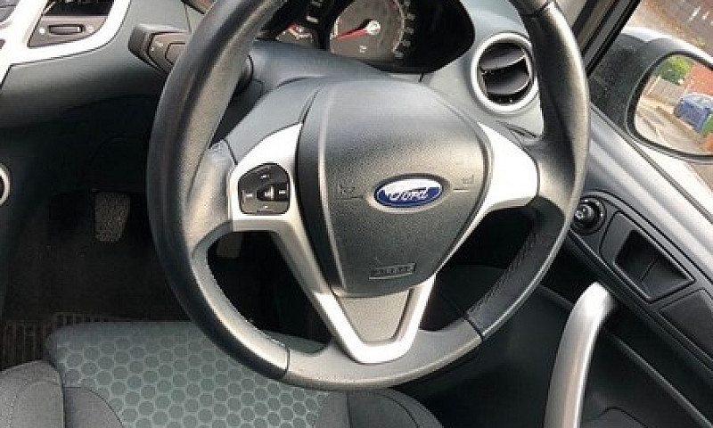 Ford Fiesta Ztec 1.6...
