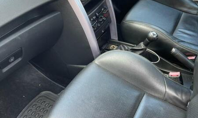 Stunning Peugeot 207...