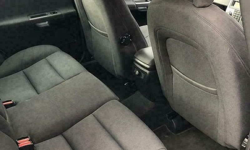 Volvo S40 2L Diesel ...