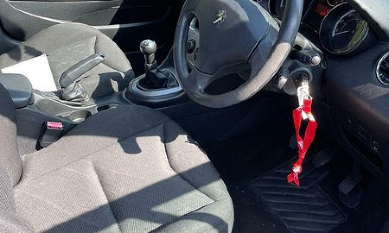 Low Mileage Peugeot ...