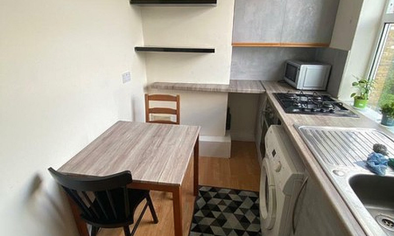 1 Bedroom Flat...