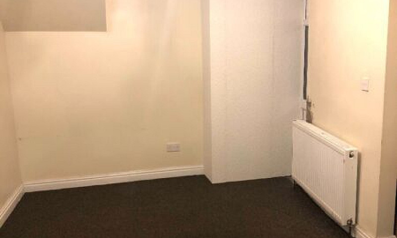 Ref:lovely Two Bed R...