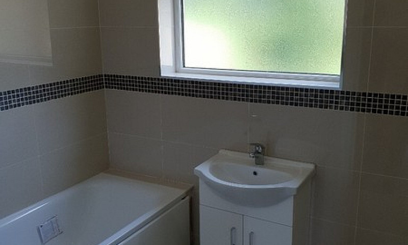 3 Bed 2 Bath Flat Fo...