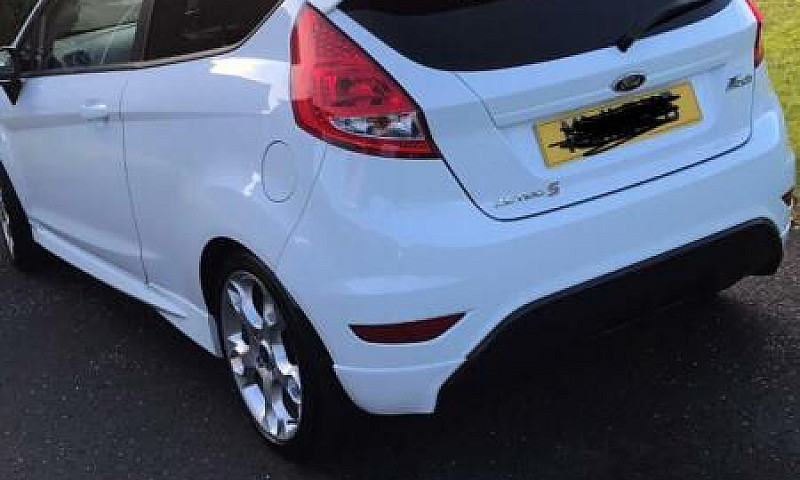 Ford Fiesta Zetec S...