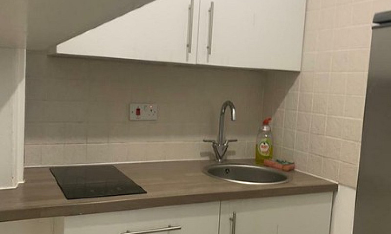 Beautiful 1Bedroom S...