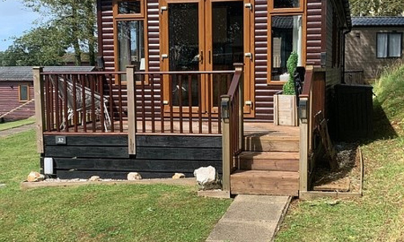 Holiday Lodge ...