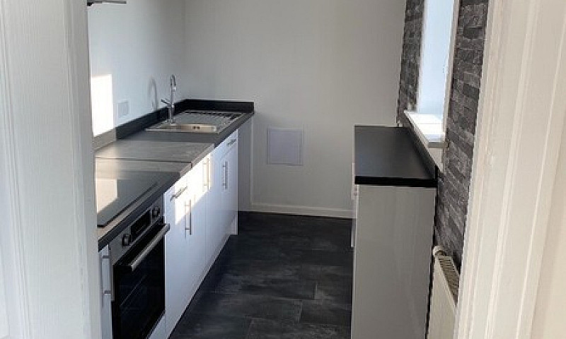 Two Bedroom Flat In ...
