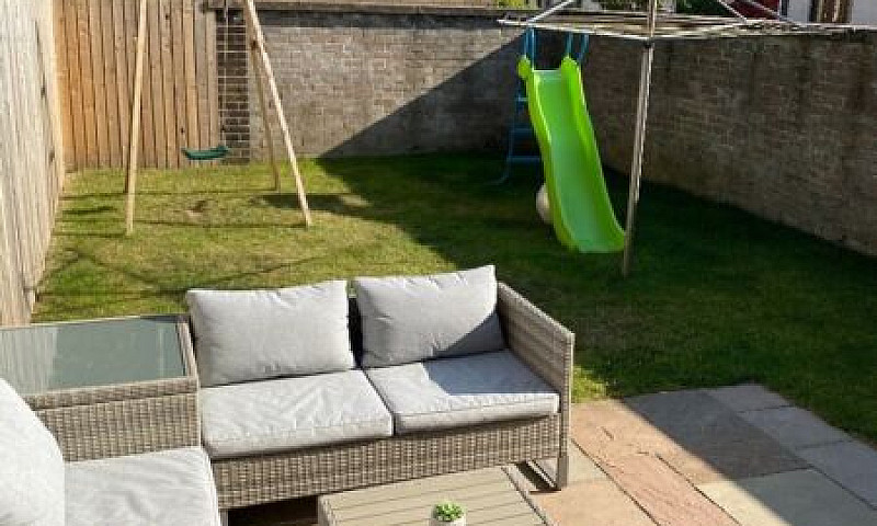 Two Bedroom End Of T...