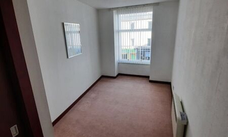 2 Bedroom Flat To Re...