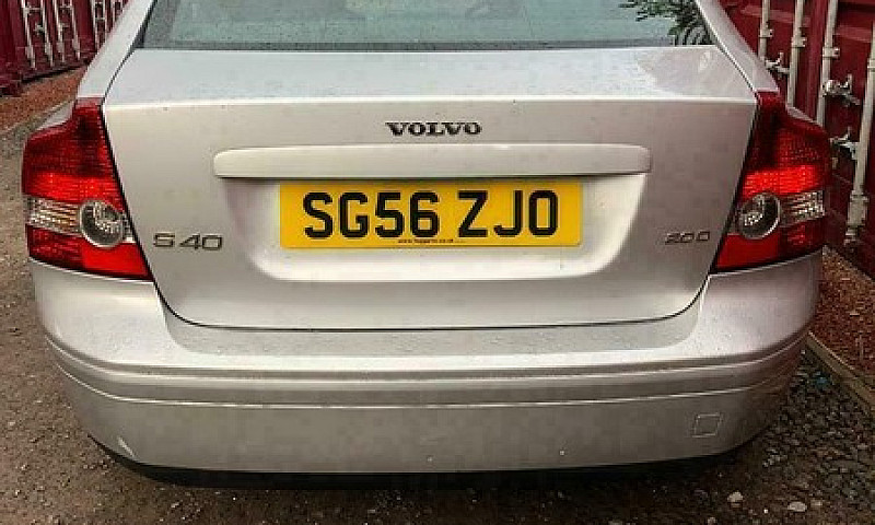 Volvo S40 2L Diesel ...
