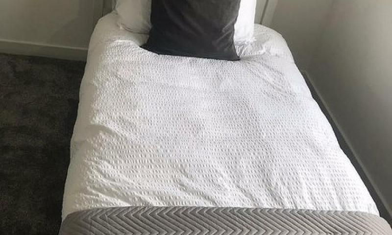  Three Bedroom Flat ...