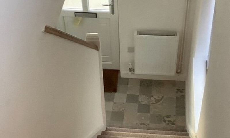 Devizes - 3 Bedroom ...