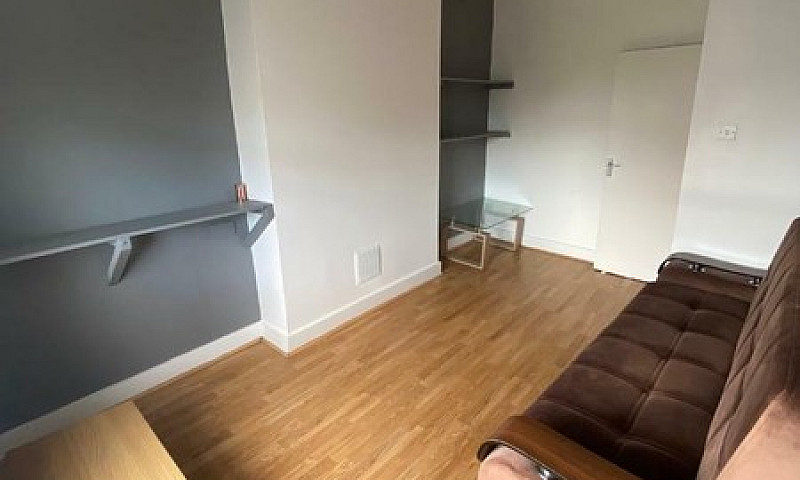 1 Bedroom Flat...