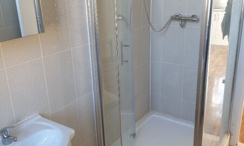 1 Bed Flat Including...
