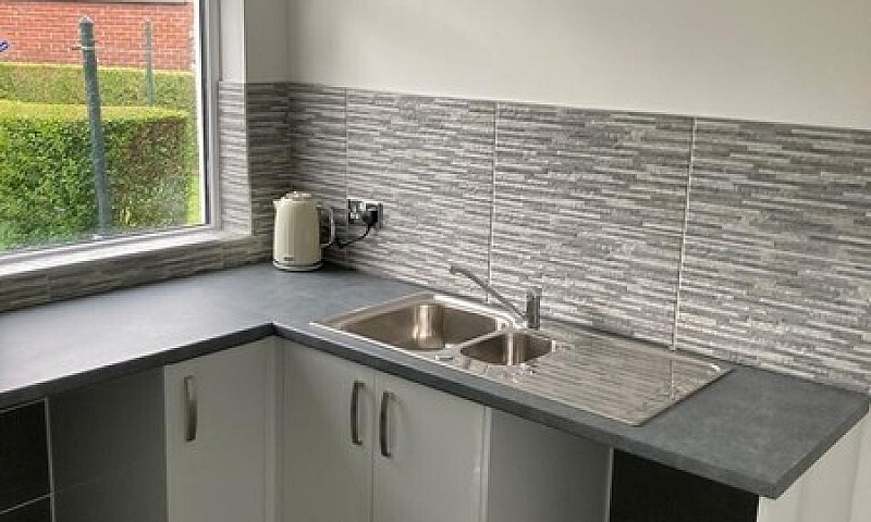 2 Bed Lower Cottage ...