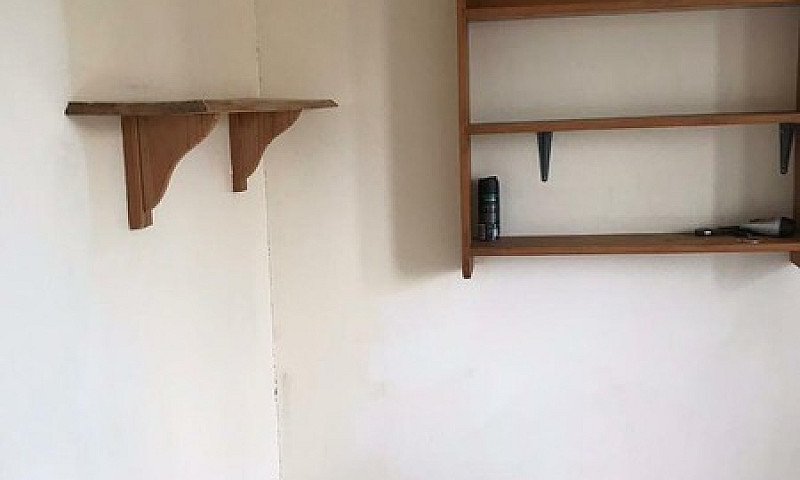 Room For Rent...