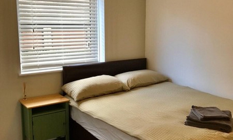 Spacious One Bed Gro...