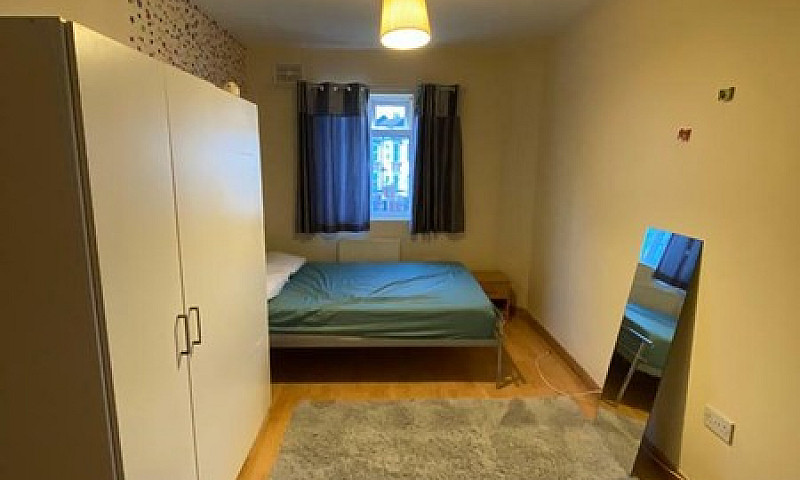 Studio Flat To Rent ...