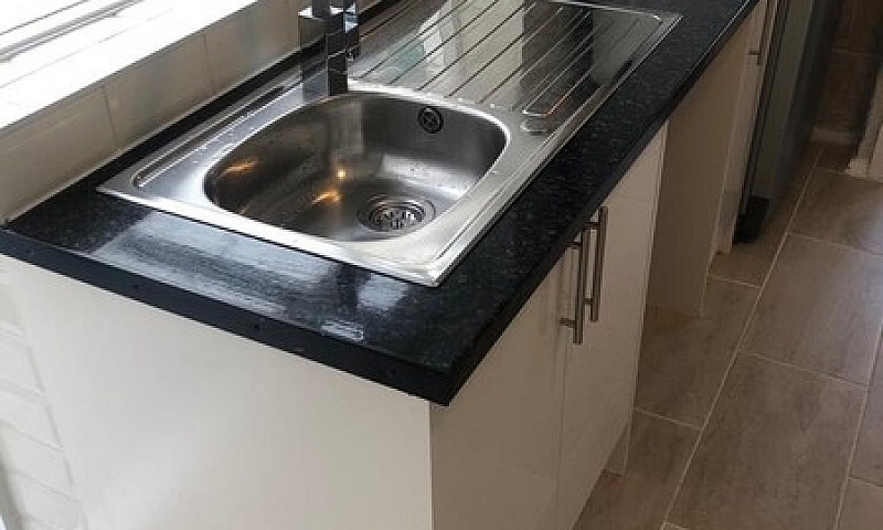 Spacious 2 Bed House...