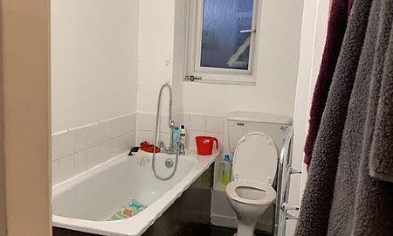  1 Bed Flat Swap For...