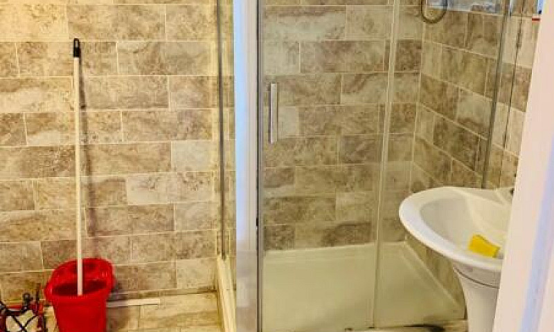 1 Bedroom Flat Redbr...