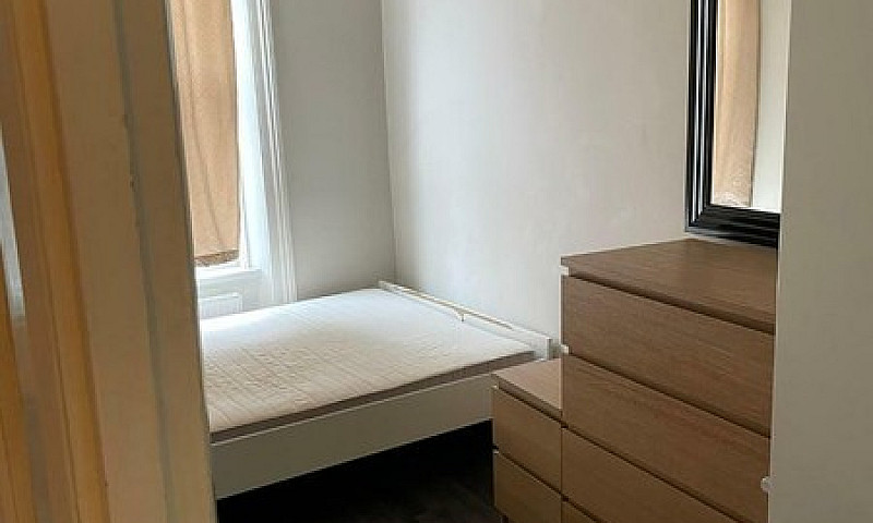 2 Bedroom Apartment ...