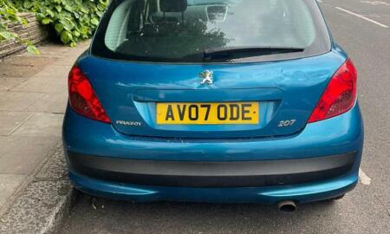 Peugeot 207...