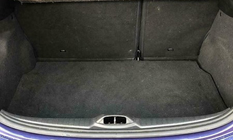 Peugeot 208 2014 1.2...