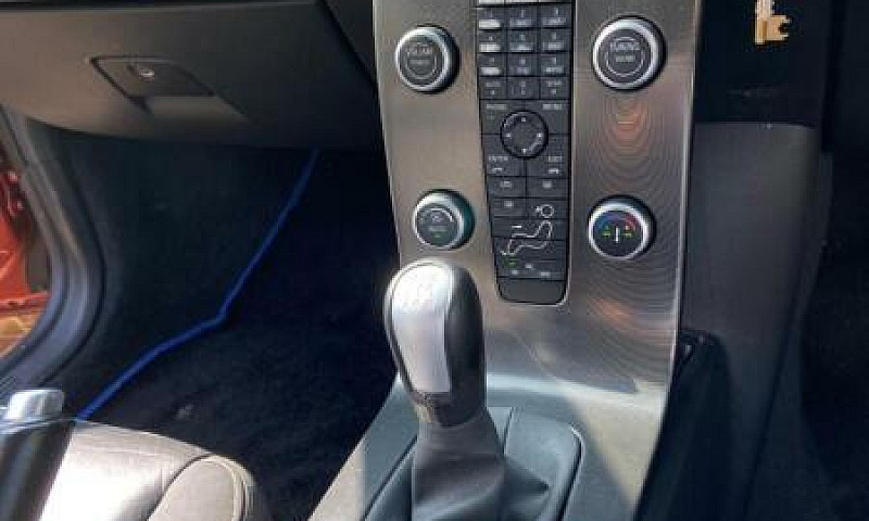 Volvo C30 1.6D R-Des...