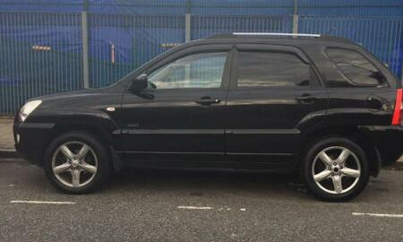 Kia Sportage ...