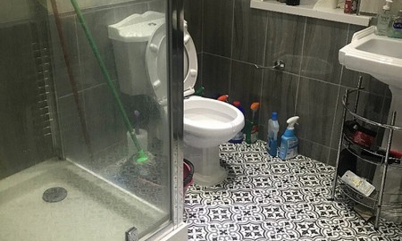 Double Room To Let N...