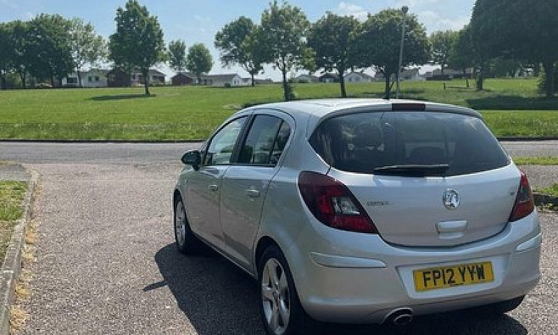 * Vauxhall Corsa 1.2...