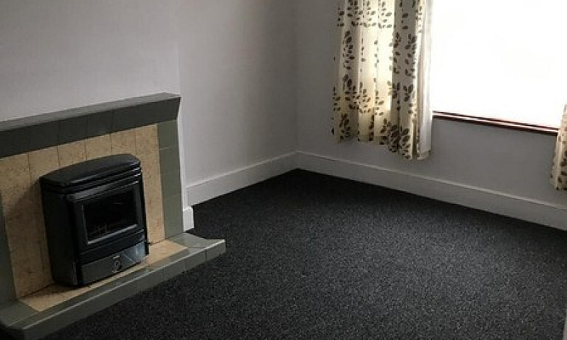 Spacious One Bed Gro...