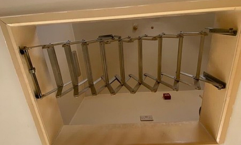 Spacious 3 Bed Flat ...