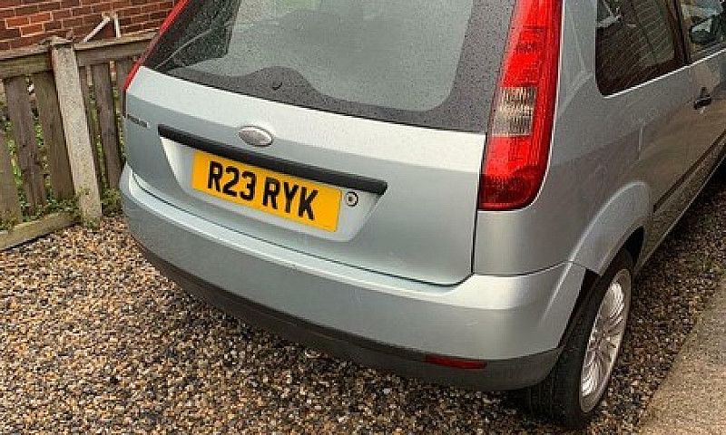 Fiesta Mk6 Breaking ...