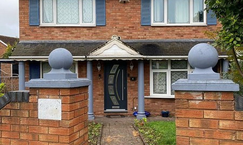 Room For Rent ...