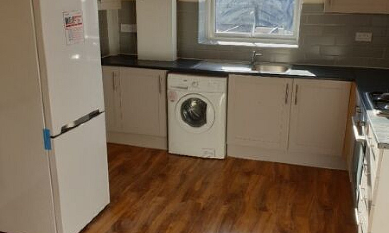 1 Bed Flat Including...
