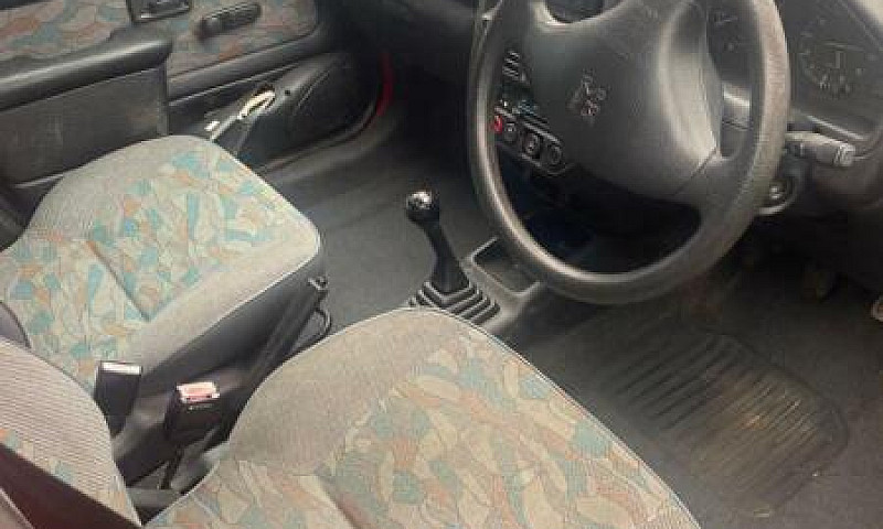 Peugeot 106...