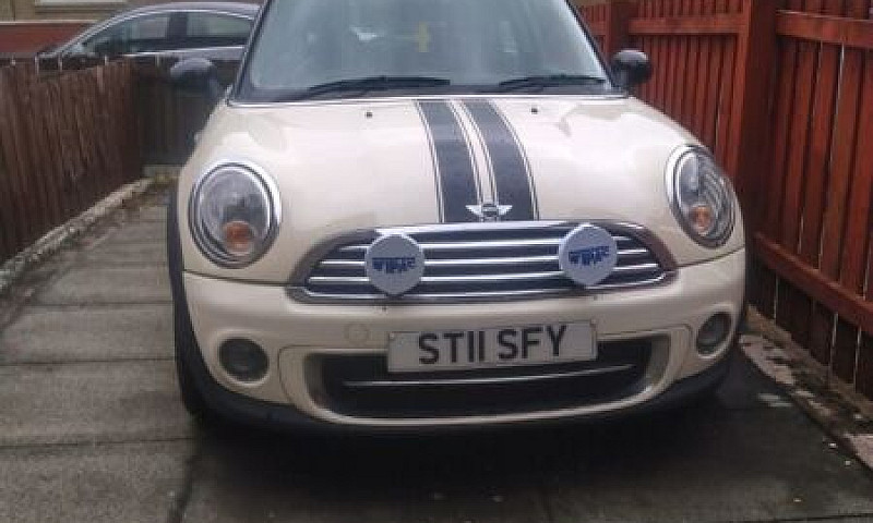Mini Cooper...