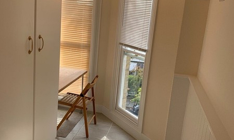 Studio Swiss Cottage...