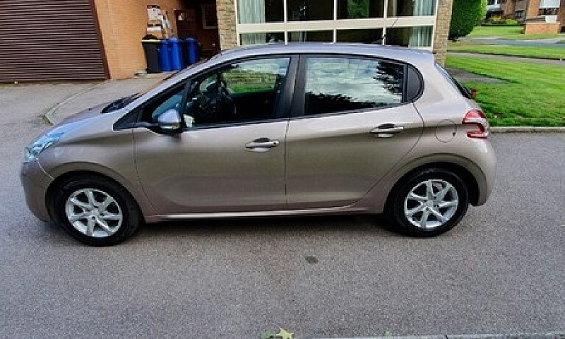 2013 (13) Peugeot 20...