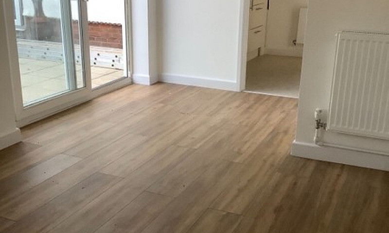 Devizes - 3 Bedroom ...